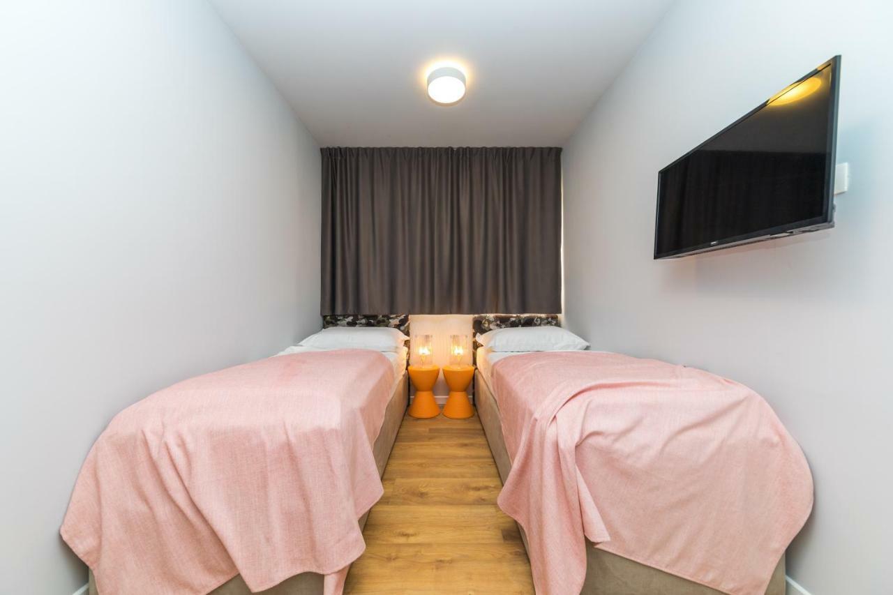 Glow Luxury Apartment With Terrace And Jacuzzi Split Exterior foto