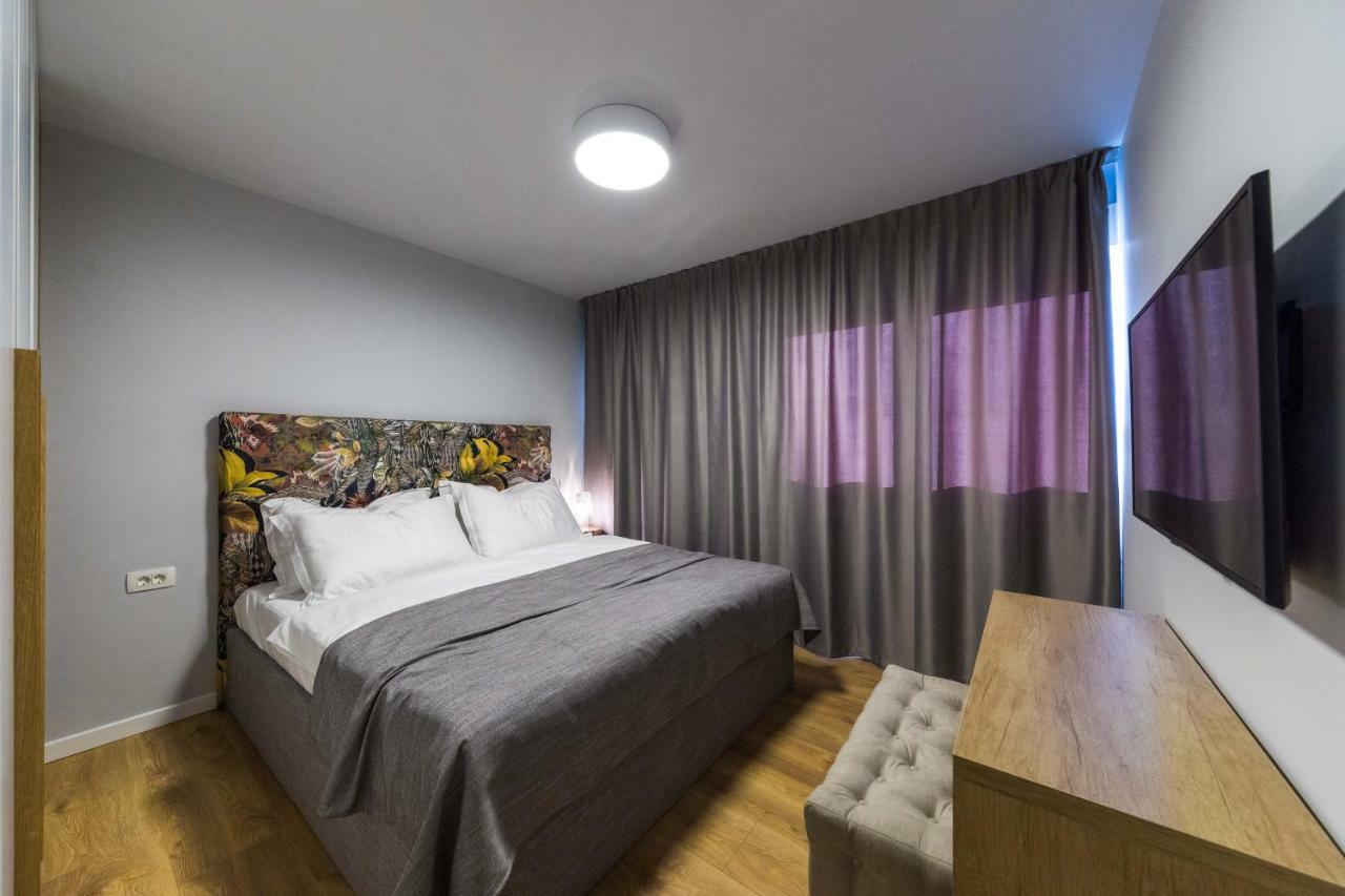 Glow Luxury Apartment With Terrace And Jacuzzi Split Exterior foto